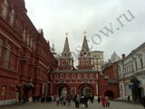 Воскресенские (Иверские) ворота. Сооружение между зданием Городской думы и Историческим музеем на Красной площади. 